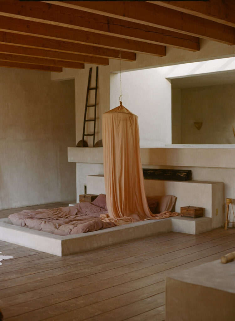 Mediterranean style bedroom
